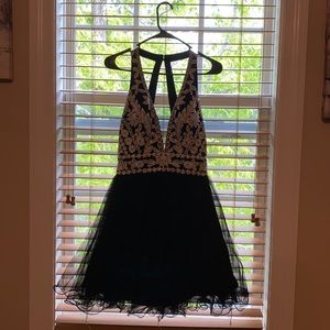 Black and white short dress